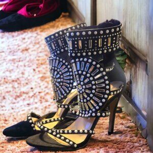 Star Diamond Black Sandal Pumps